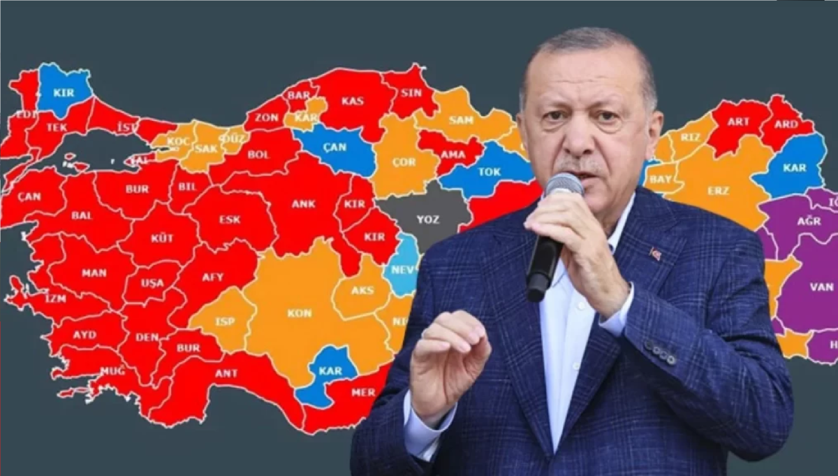 AKP KAYBEDİLEN İLLERDE  SAHAYA İNİYOR